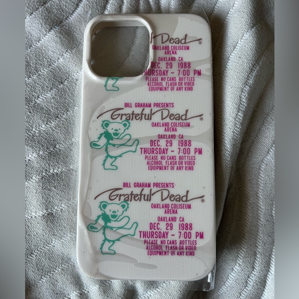 iPhone 13 Pro Max Grateful Dead Casely